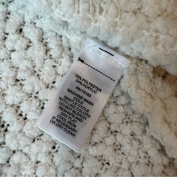 Cupio White Popcorn Boucle Cardgian Sweater - Picture 5 of 7